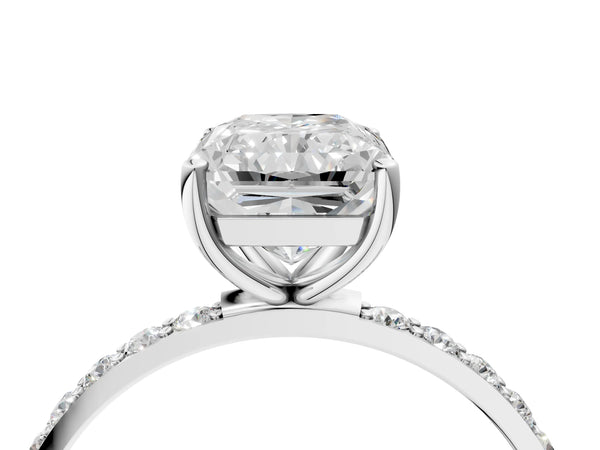 White gold Radiant Cut Diamond Pavé Band Solitaire Ring with Four-Prong Setting_118