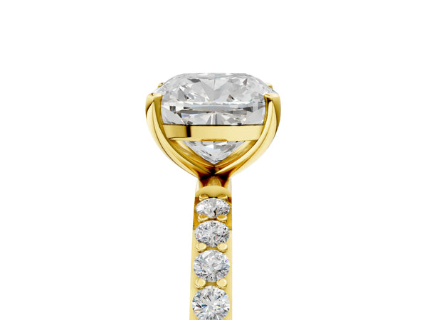 Yellow gold Cushion Cut Diamond Pavé Band Solitaire Ring with Four-Prong Setting_101
