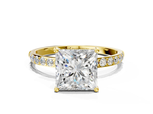 Yellow gold Princess Cut Diamond Pavé Band Solitaire Ring with Four-Prong Setting_90
