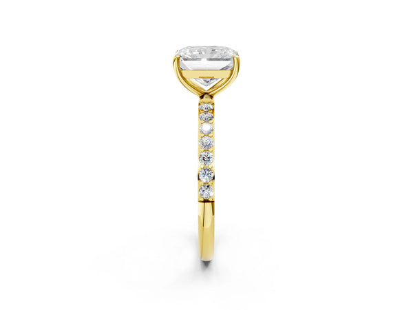 Yellow gold Radiant Cut Diamond Pavé Band Solitaire Ring with Four-Prong Setting_14