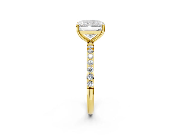 Yellow gold Radiant Cut Diamond Pavé Band Solitaire Ring with Four-Prong Setting_74