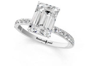 White gold Emerald Cut Diamond Pavé Band Solitaire Ring with Four-Prong Setting_31