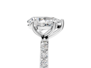 White gold Pear Cut Diamond Pavé Band Solitaire Ring with Four-Prong Setting_5