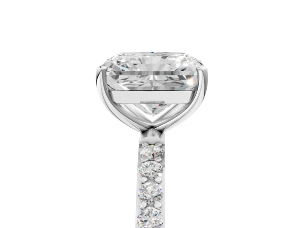 White gold Radiant Cut Diamond Pavé Band Solitaire Ring with Four-Prong Setting_113