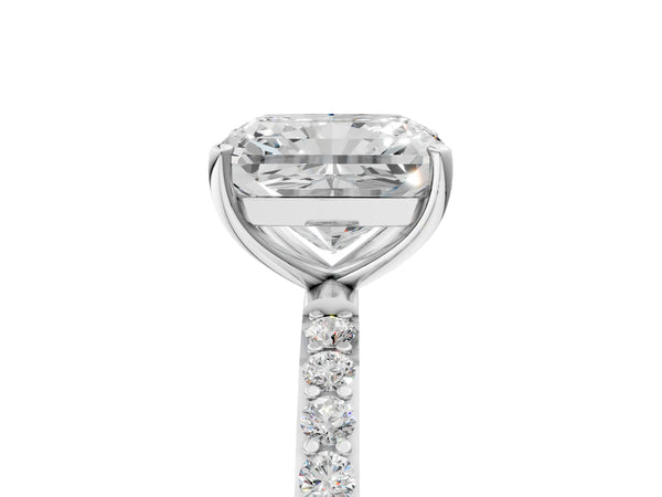 White gold Radiant Cut Diamond Pavé Band Solitaire Ring with Four-Prong Setting_119