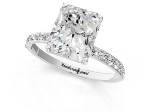 White gold Radiant Cut Diamond Pavé Band Solitaire Ring with Four-Prong Setting_61