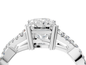 White gold Radiant Solitaire Twist Band with Pavé Setting and Four-Prong Setting_64