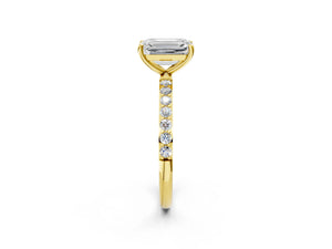 Yellow gold Emerald Cut Diamond Pavé Band Solitaire Ring with Four-Prong Setting_44