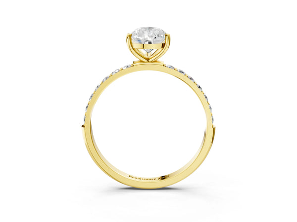 Yellow gold Pear Cut Diamond Pavé Band Solitaire Ring with Four-Prong Setting_39