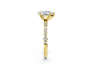 Yellow gold Pear Cut Diamond Pavé Band Solitaire Ring with Four-Prong Setting_56