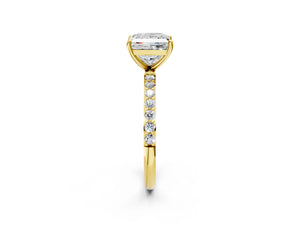 Yellow gold Princess Cut Diamond Pavé Band Solitaire Ring with Four-Prong Setting_92