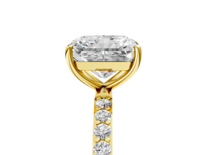Yellow gold Radiant Cut Diamond Pavé Band Solitaire Ring with Four-Prong Setting_35