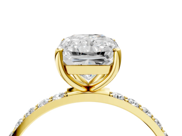 Yellow gold Radiant Cut Diamond Pavé Band Solitaire Ring with Four-Prong Setting_70